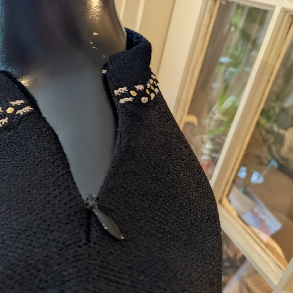 Beautiful St John Sport sweater set - Picture 9 of 16